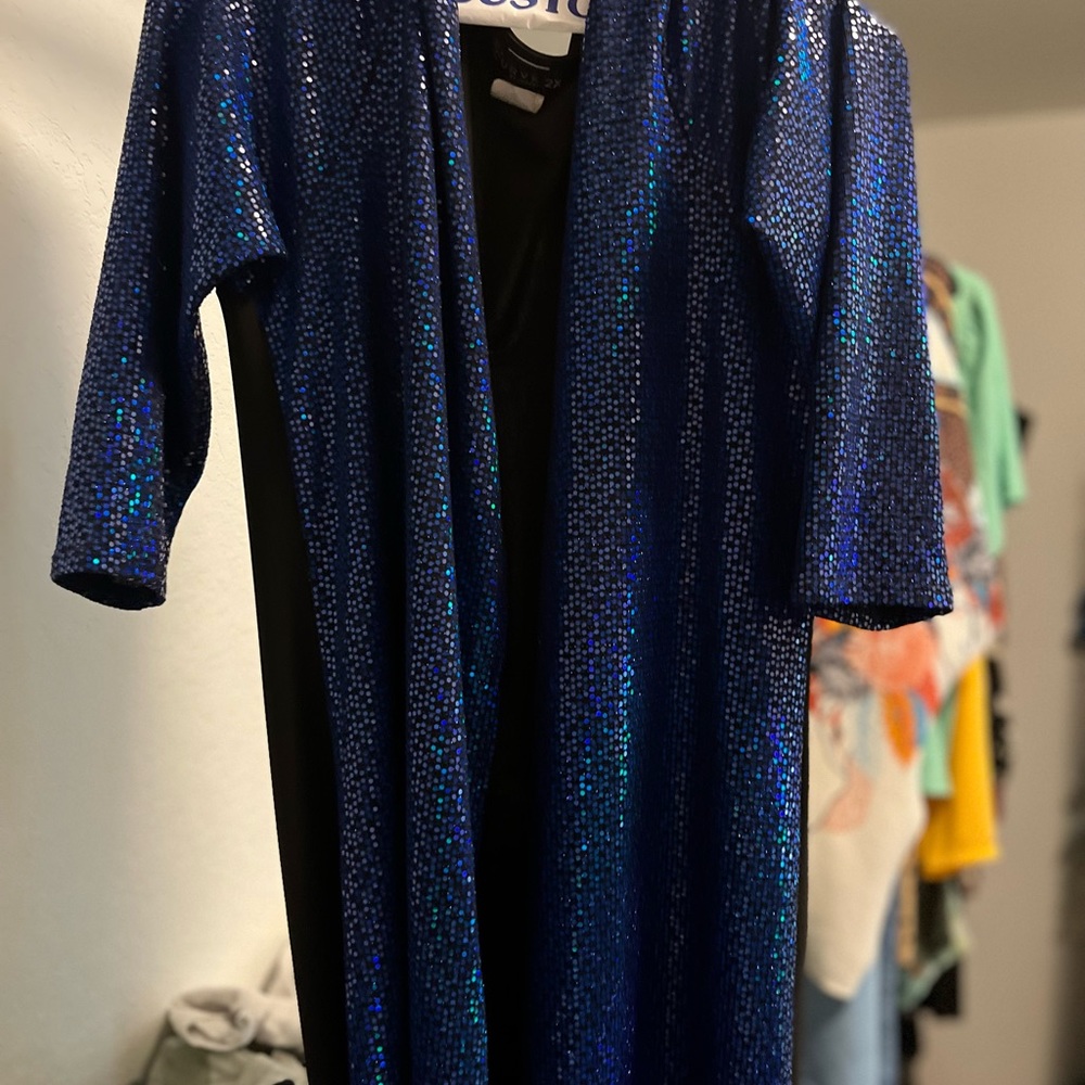 2 Piece Dress Set Sequins only wore twice.